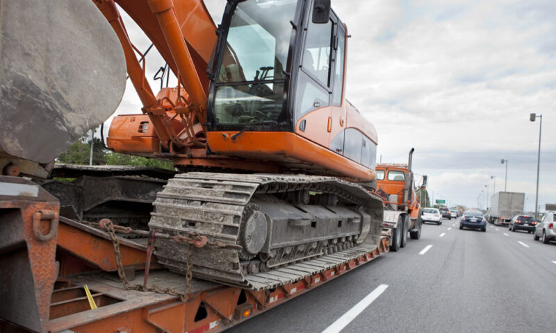Safety Tips for Transporting Construction Machinery Heavy Equipment Transport