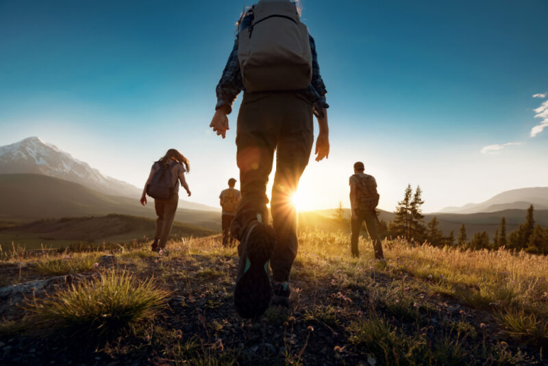 hiking safety tips